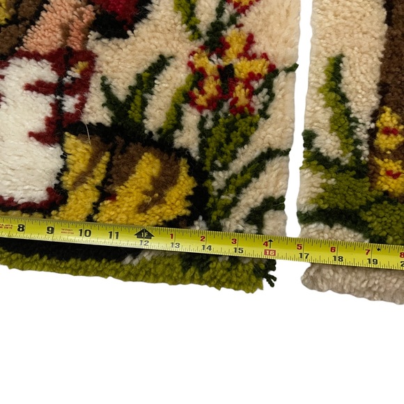 Latch Hook Rug Hummel Peasant Girl & Boy Wall Hanging 1980 Joseph Mueller - Picture 9 of 11